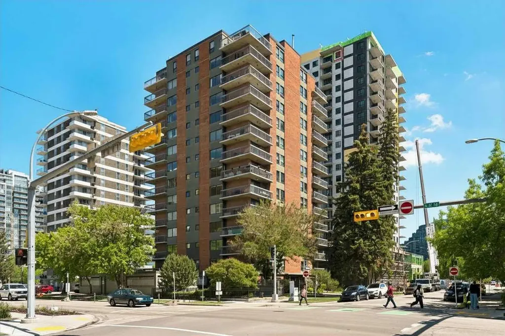 540 14 Avenue SW Calgary AB T2R 0M6
