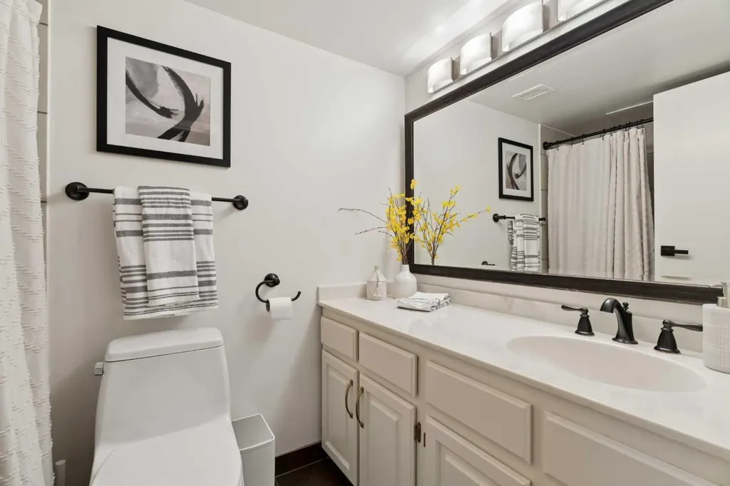 540 14 Avenue SW Calgary AB T2R 0M6