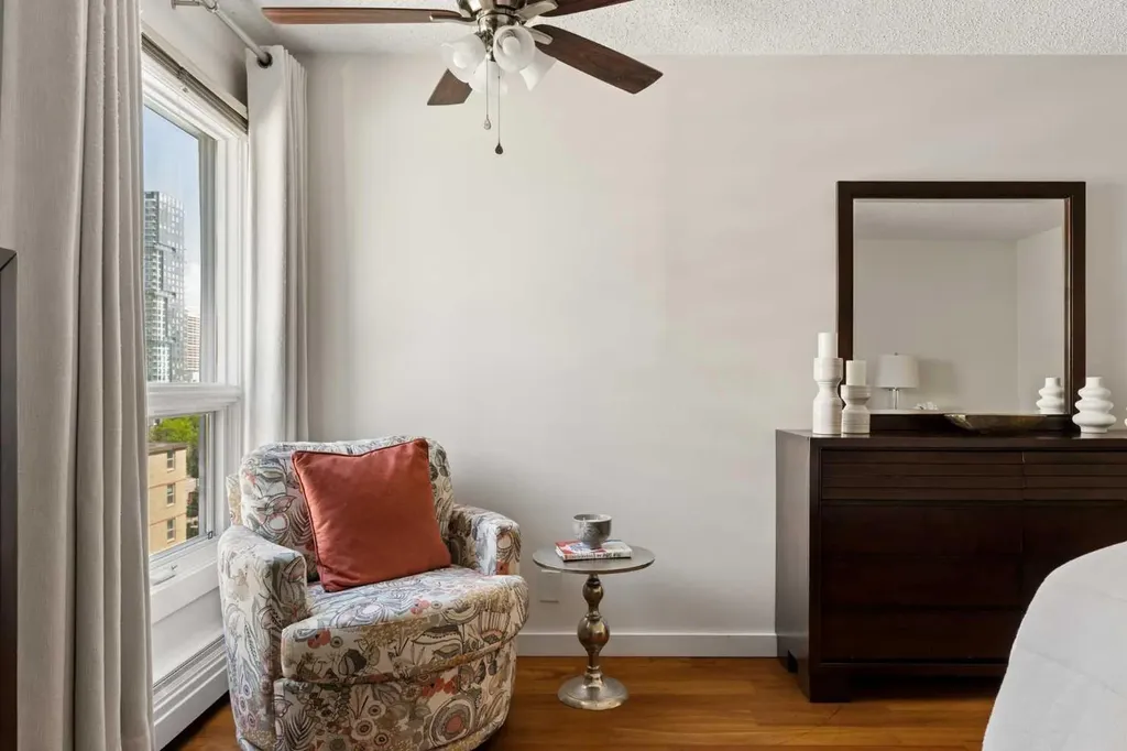 540 14 Avenue SW Calgary AB T2R 0M6
