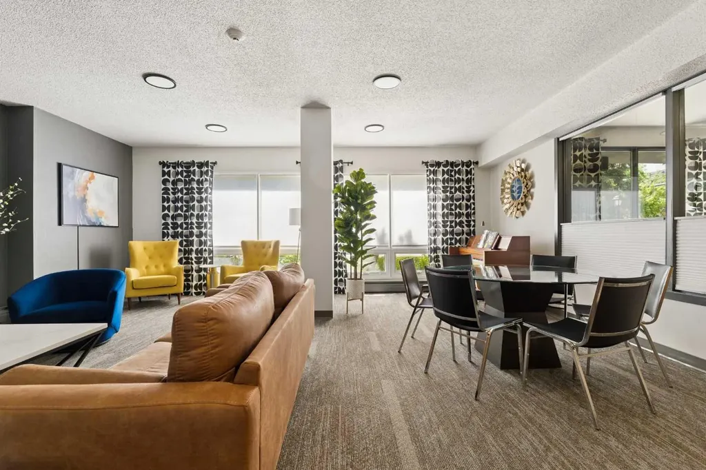 540 14 Avenue SW Calgary AB T2R 0M6