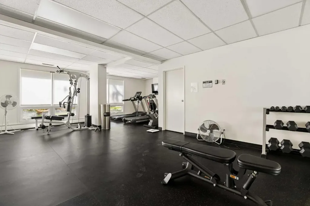 540 14 Avenue SW Calgary AB T2R 0M6