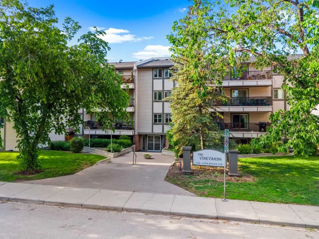 130 25 Avenue SW Calgary AB T2S 0K9