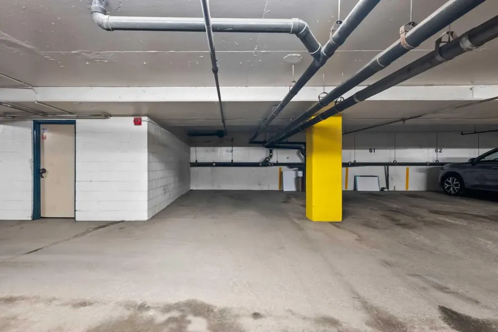 130 25 Avenue SW Calgary AB T2S 0K9