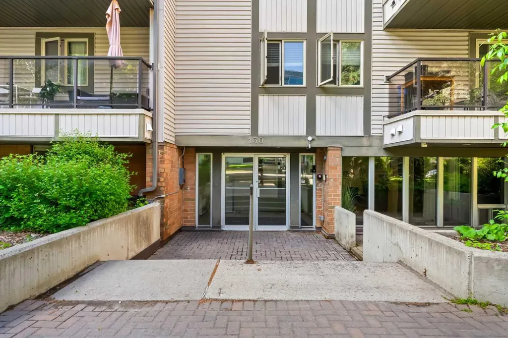 130 25 Avenue SW Calgary AB T2S 0K9