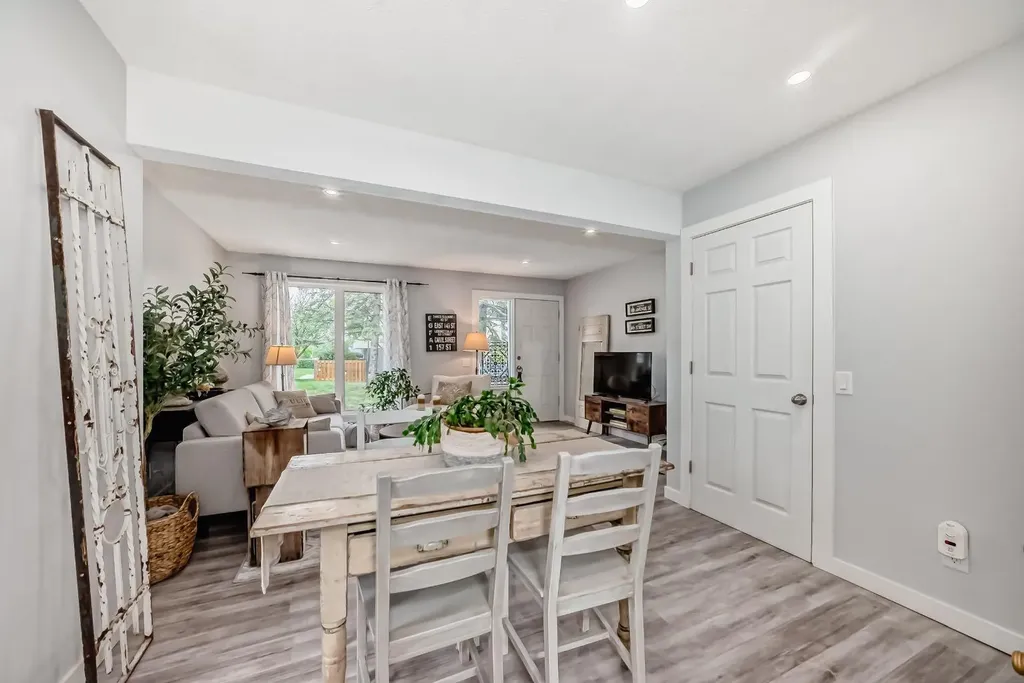 6440 4 Street NW Calgary AB T2K 1B8