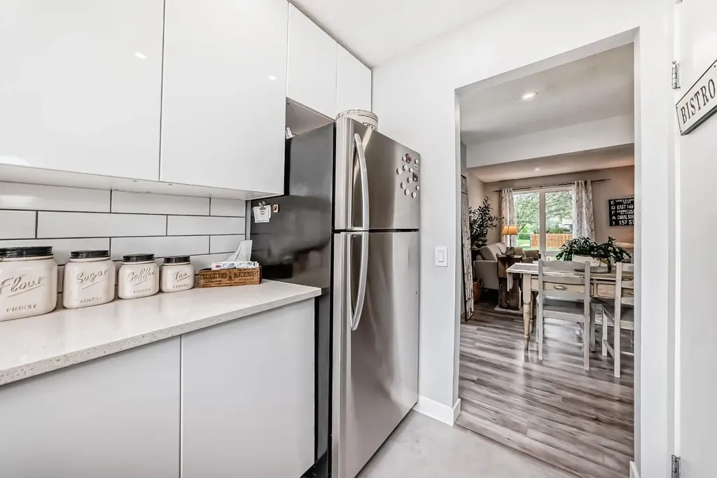 6440 4 Street NW Calgary AB T2K 1B8