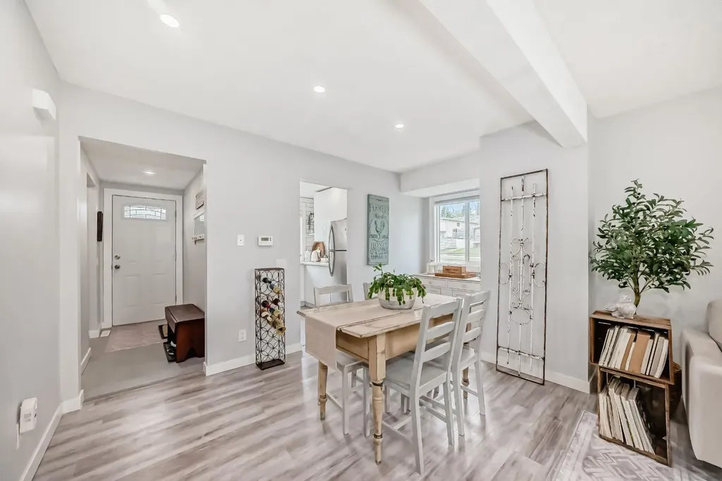 6440 4 Street NW Calgary AB T2K 1B8