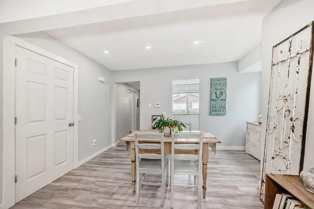 6440 4 Street NW Calgary AB T2K 1B8