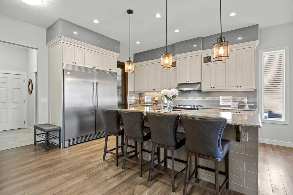 119 Nolanshire Point NW Calgary AB T3R 0P4