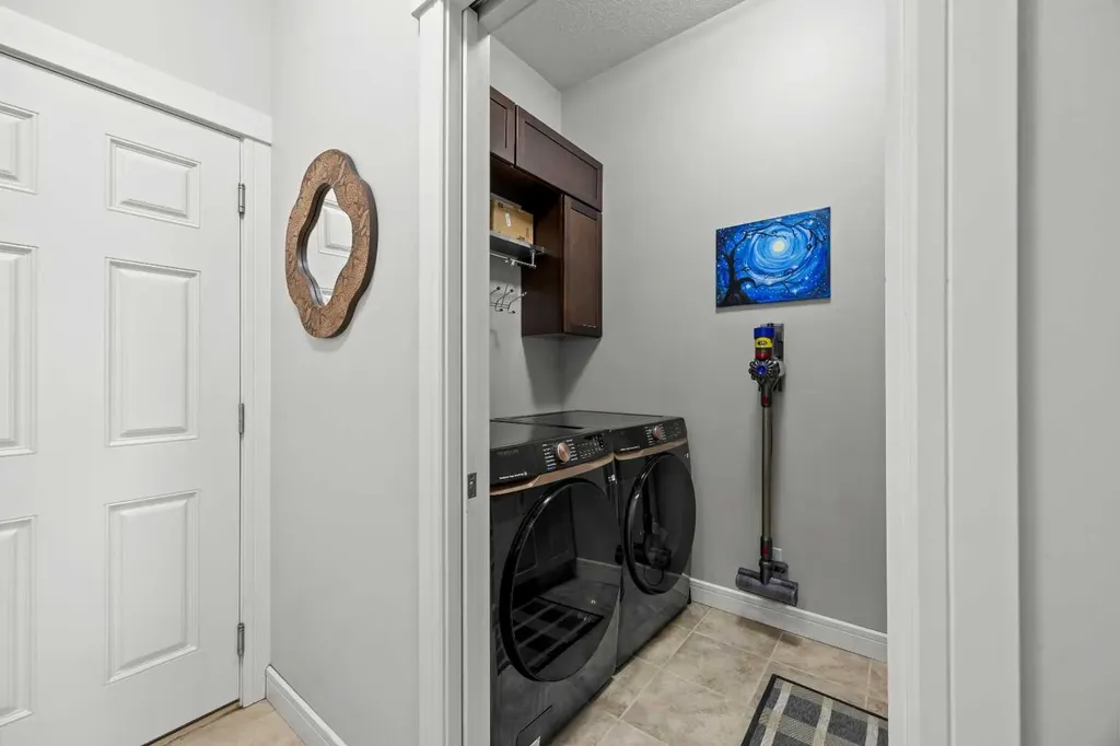 119 Nolanshire Point NW Calgary AB T3R 0P4