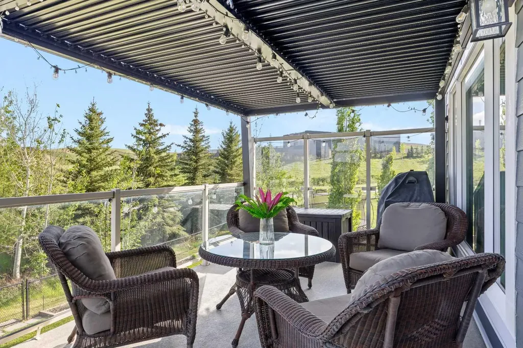119 Nolanshire Point NW Calgary AB T3R 0P4