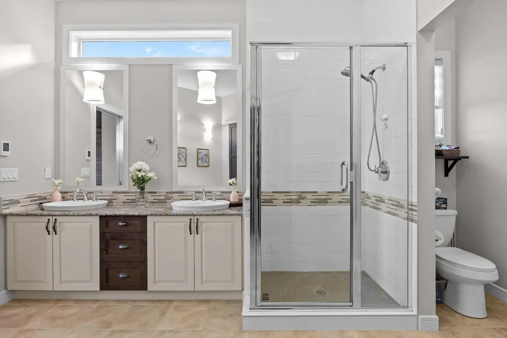 119 Nolanshire Point NW Calgary AB T3R 0P4