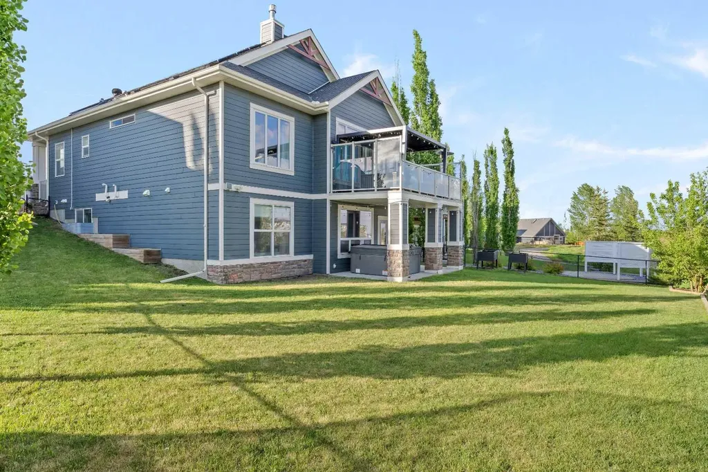 119 Nolanshire Point NW Calgary AB T3R 0P4