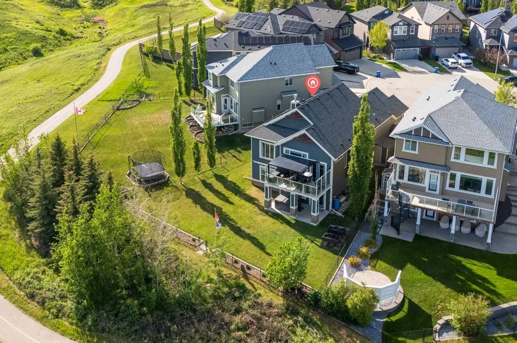 119 Nolanshire Point NW Calgary AB T3R 0P4