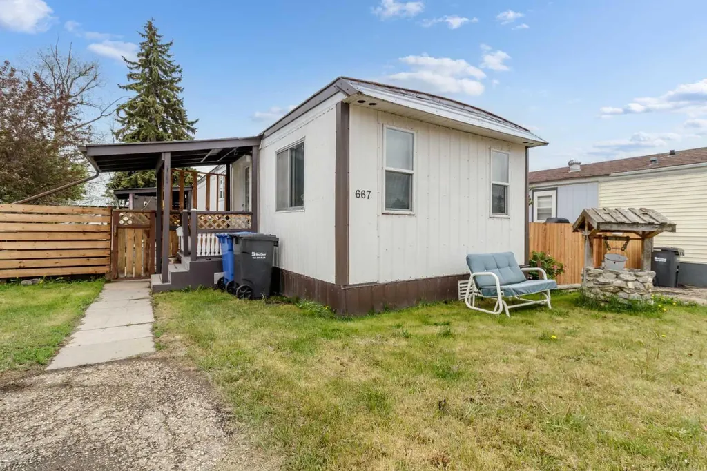 6940 63 Avenue Red Deer AB T4P 1K5