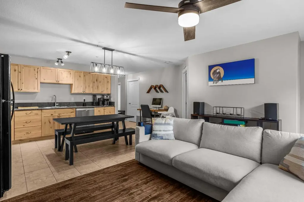 300 Palliser Canmore AB T1W0H5