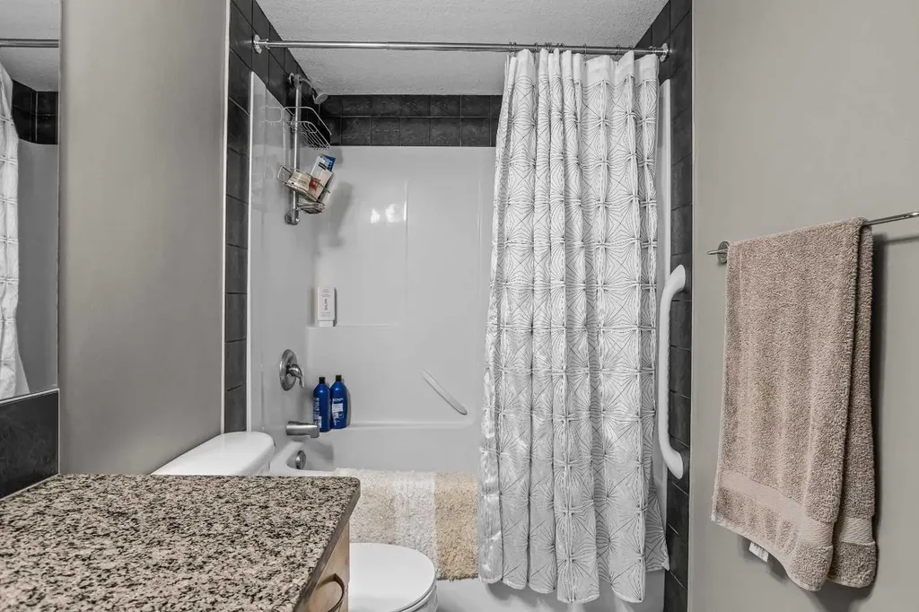300 Palliser Canmore AB T1W0H5