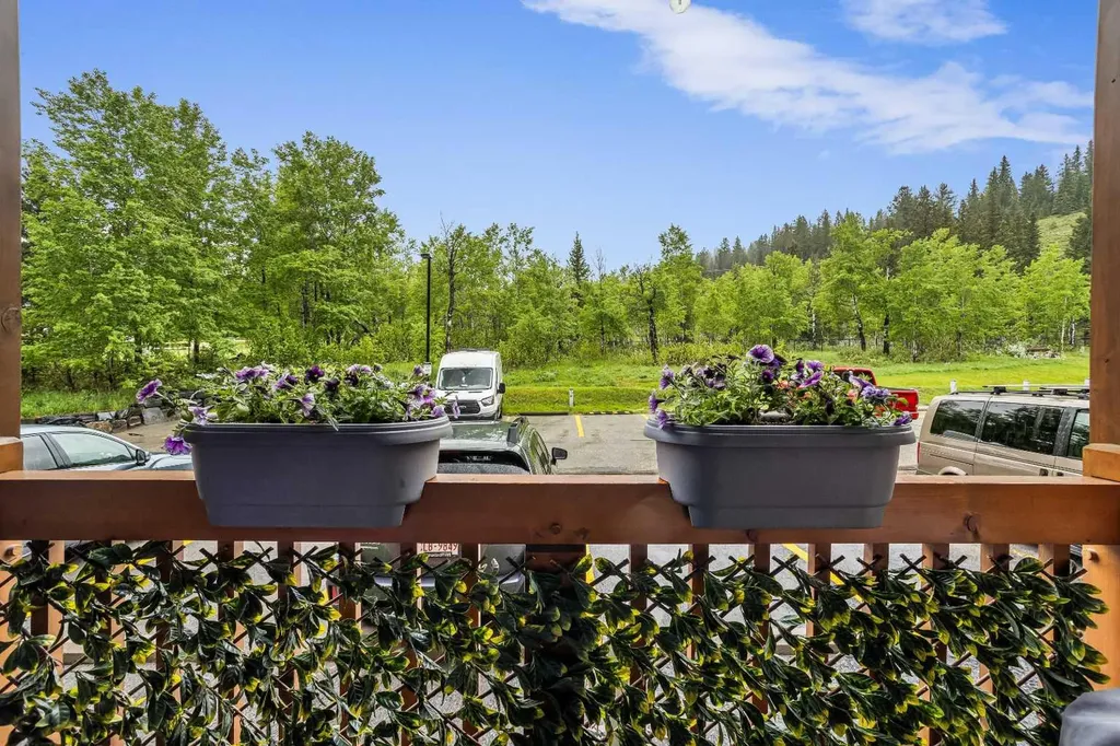 300 Palliser Canmore AB T1W0H5