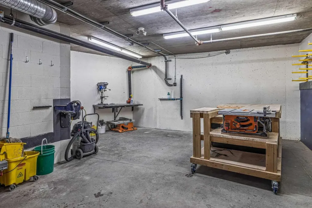 300 Palliser Canmore AB T1W0H5