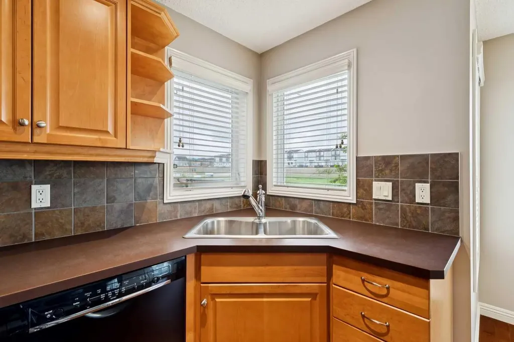 2224 Sagewood Heights SW Airdrie AB T4B 3N8
