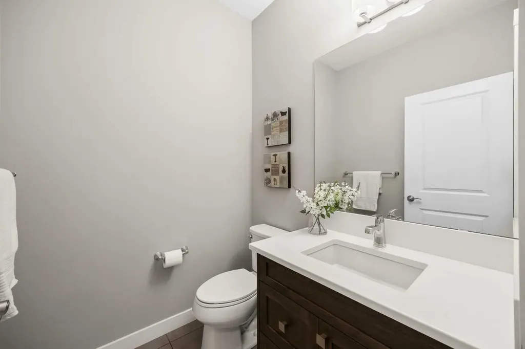 77 West Grove Way SW Calgary AB T3H 1Y8