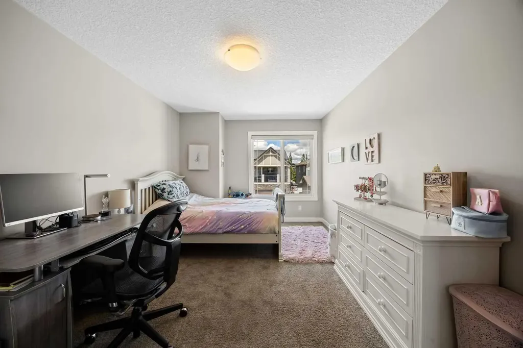 77 West Grove Way SW Calgary AB T3H 1Y8
