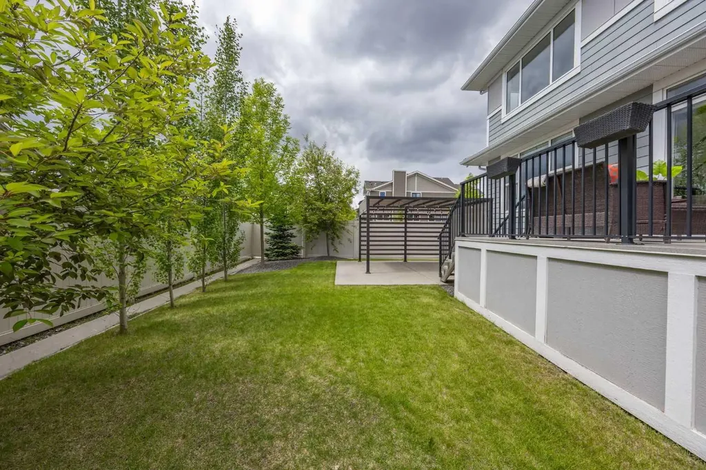 77 West Grove Way SW Calgary AB T3H 1Y8