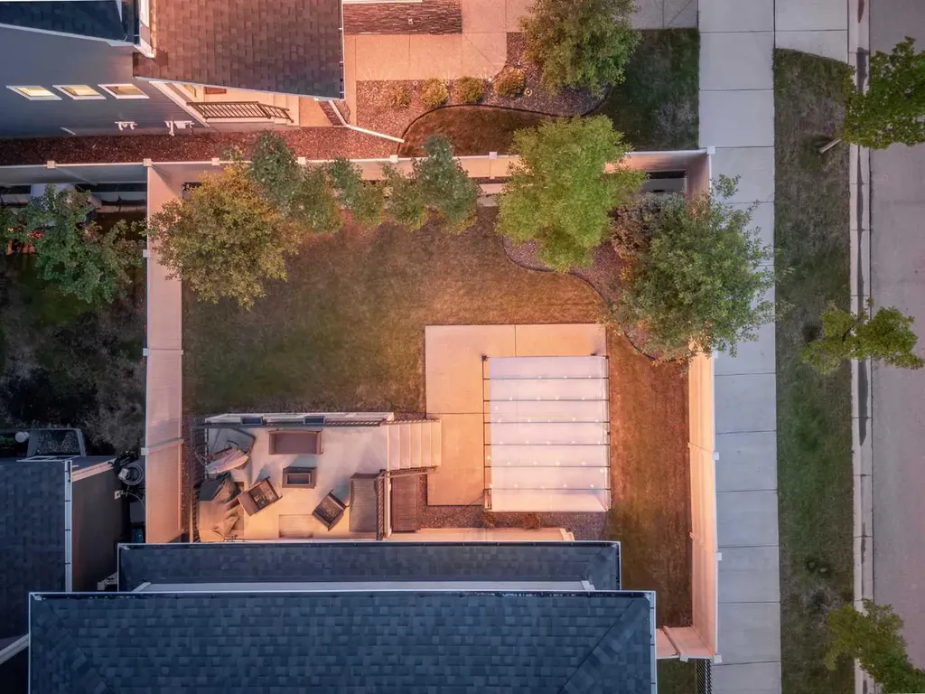 77 West Grove Way SW Calgary AB T3H 1Y8