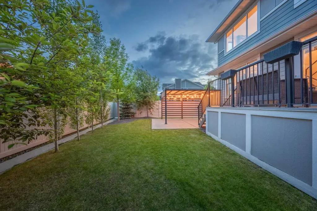 77 West Grove Way SW Calgary AB T3H 1Y8