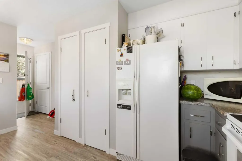 252 Templeview Way NE Calgary AB T1Y 3Y9
