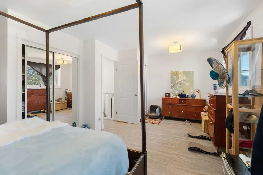 252 Templeview Way NE Calgary AB T1Y 3Y9