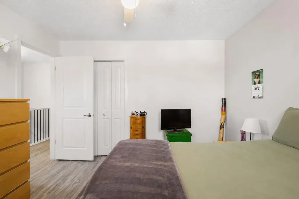 252 Templeview Way NE Calgary AB T1Y 3Y9