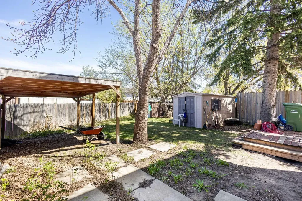 252 Templeview Way NE Calgary AB T1Y 3Y9