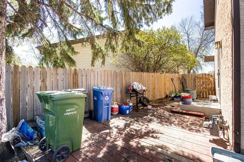 252 Templeview Way NE Calgary AB T1Y 3Y9