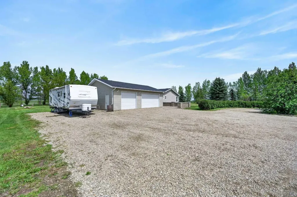 254052 21 Highway Rural Wheatland County AB T1P 0K7