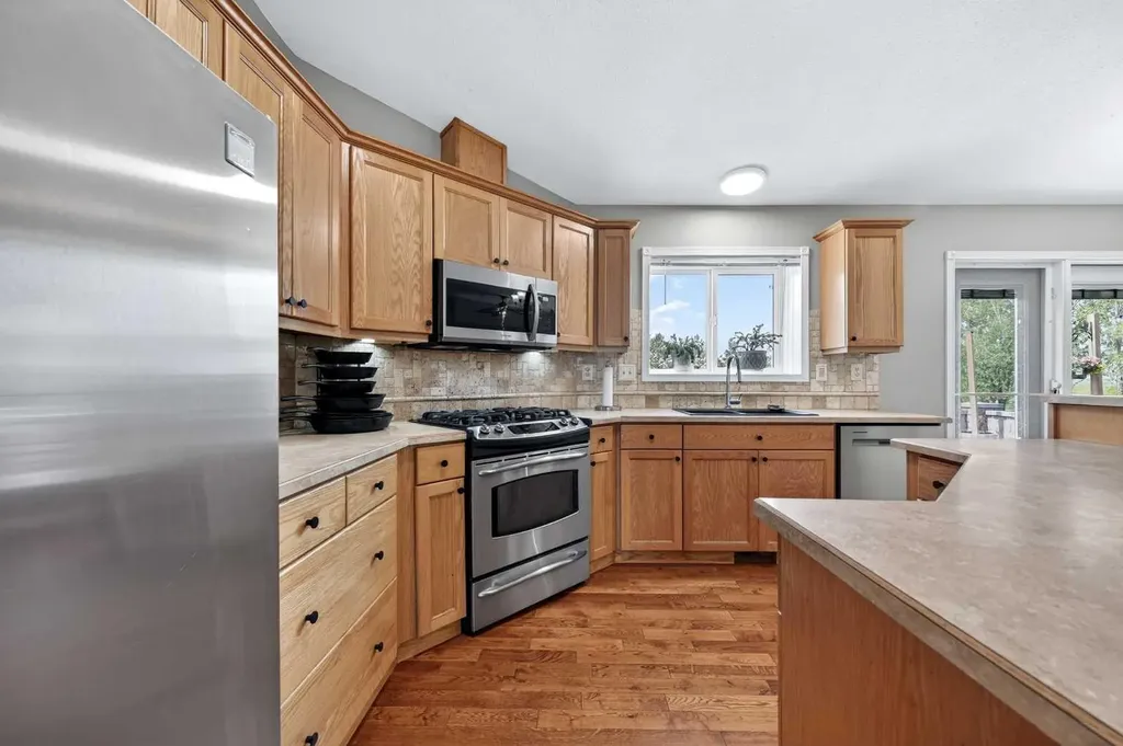 254052 Highway 21 Rural Wheatland County AB T1P 0K7