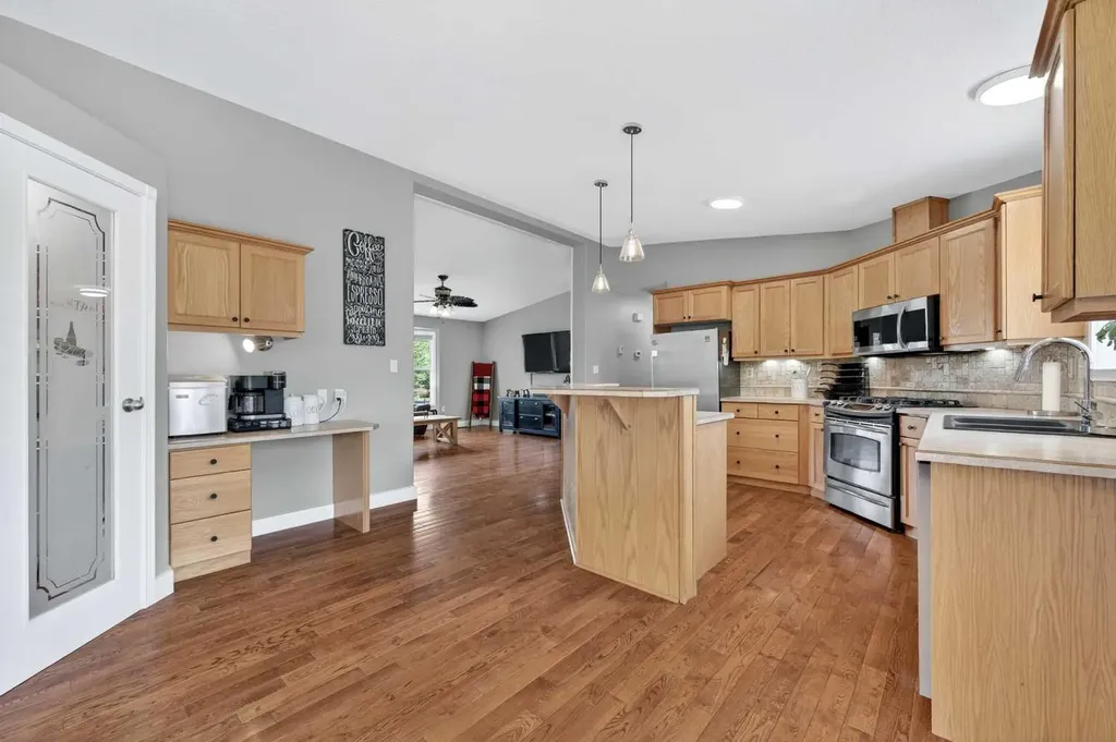 254052 Highway 21 Rural Wheatland County AB T1P 0K7