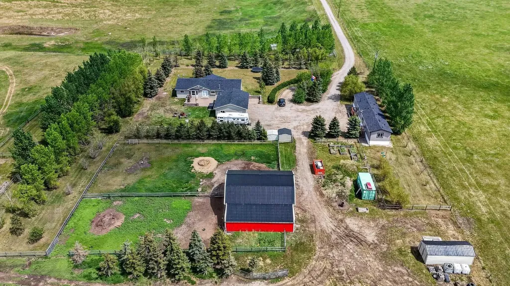 254052 Highway 21 Rural Wheatland County AB T1P 0K7