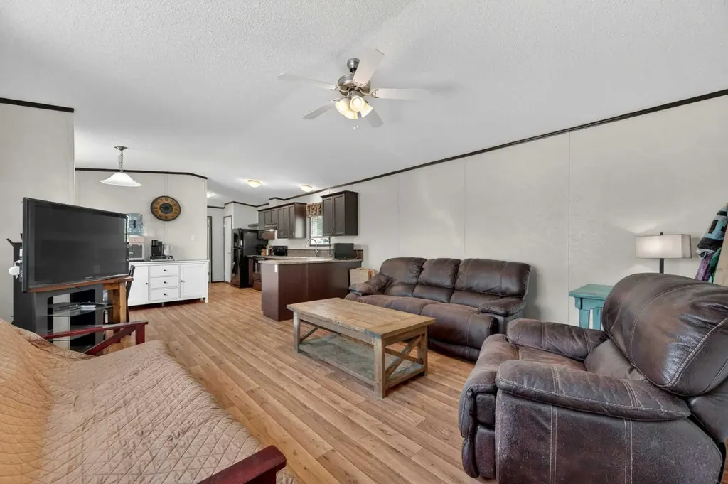 254052 Highway 21 Rural Wheatland County AB T1P 0K7