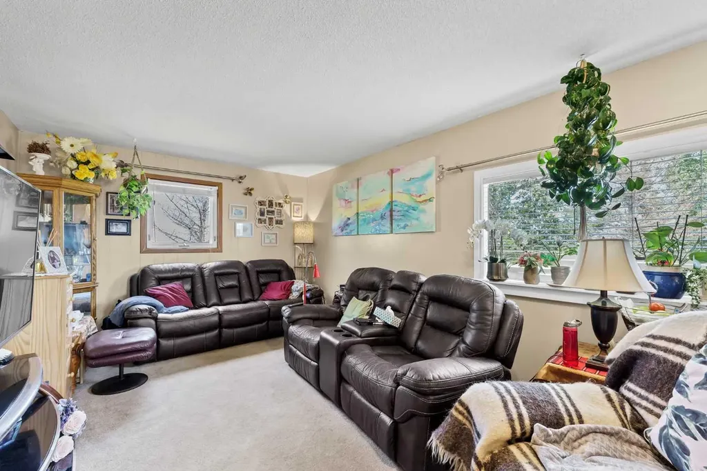 6317 Township Road 114 Rural Cypress County AB T1A 7H1