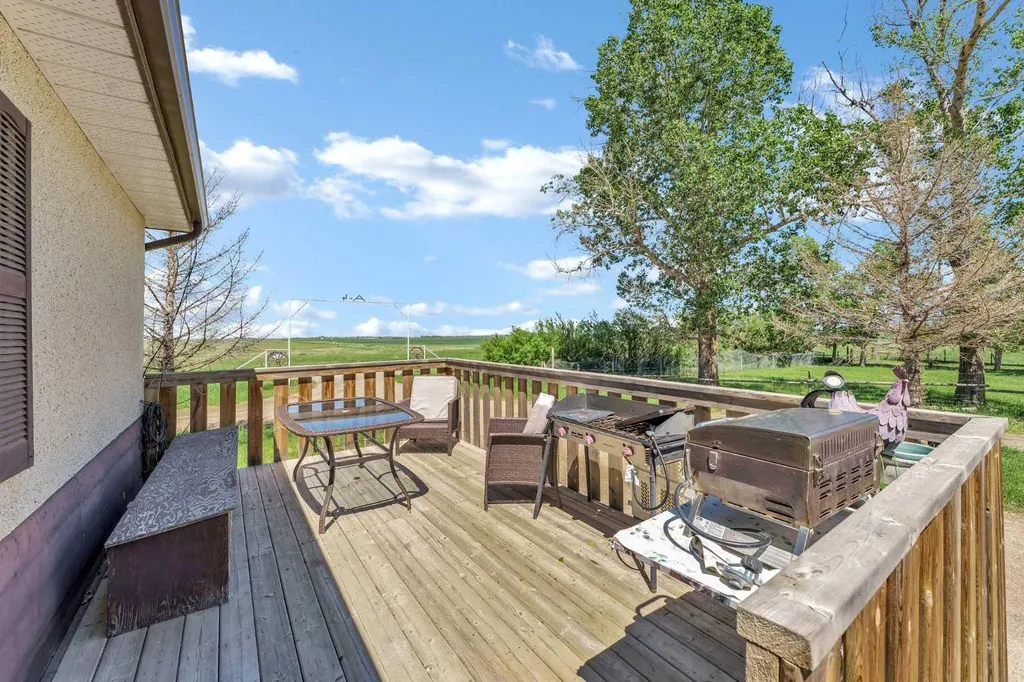 6317 Township Road 114 Rural Cypress County AB T1A 7H1