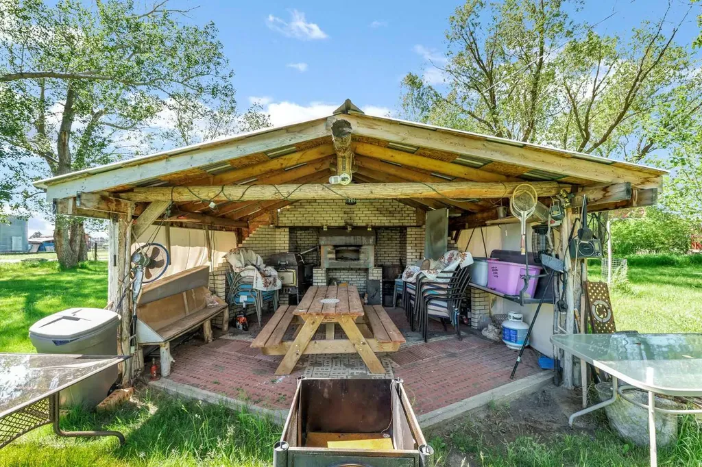 6317 Township Road 114 Rural Cypress County AB T1A 7H1