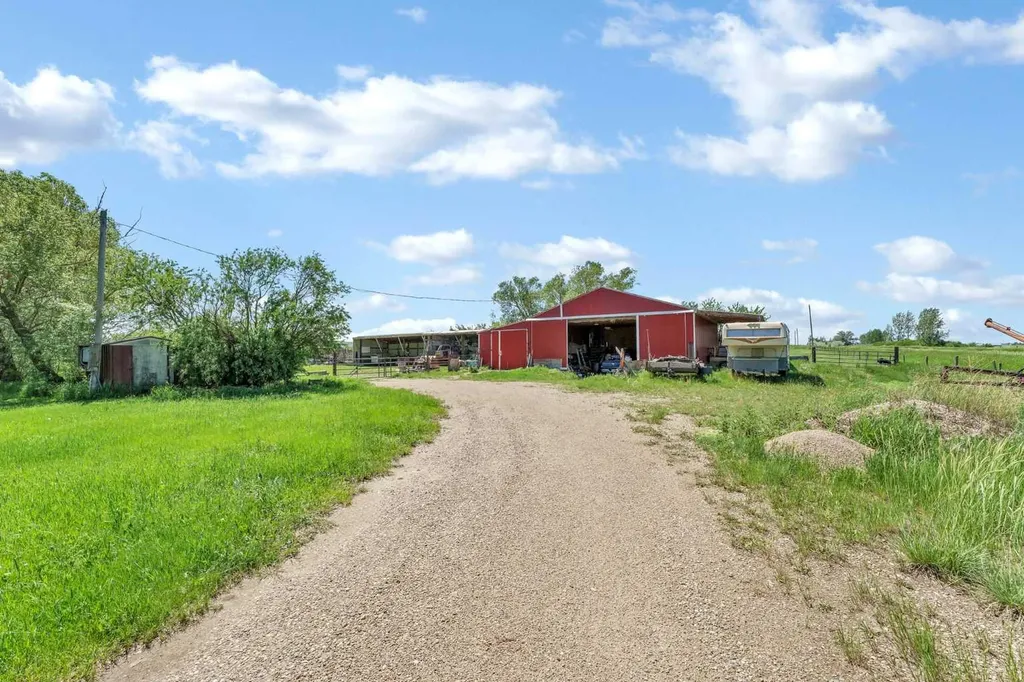 6317 Township Road 114 Rural Cypress County AB T1A 7H1