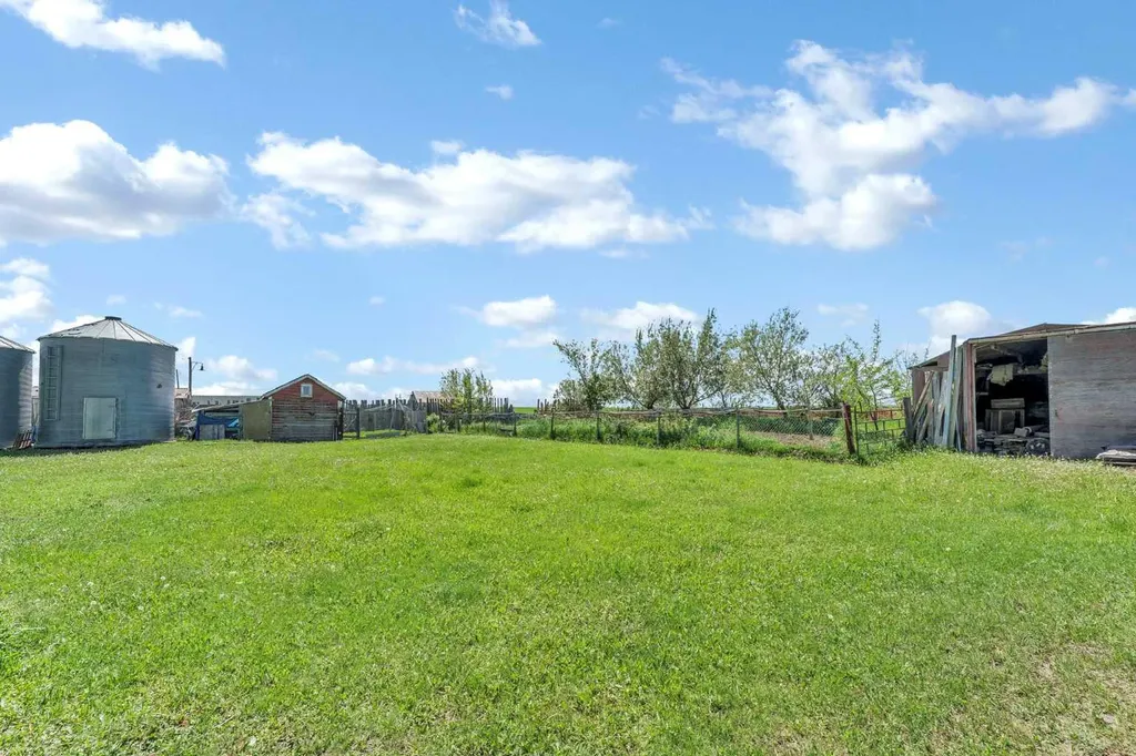 6317 Township Road 114 Rural Cypress County AB T1A 7H1