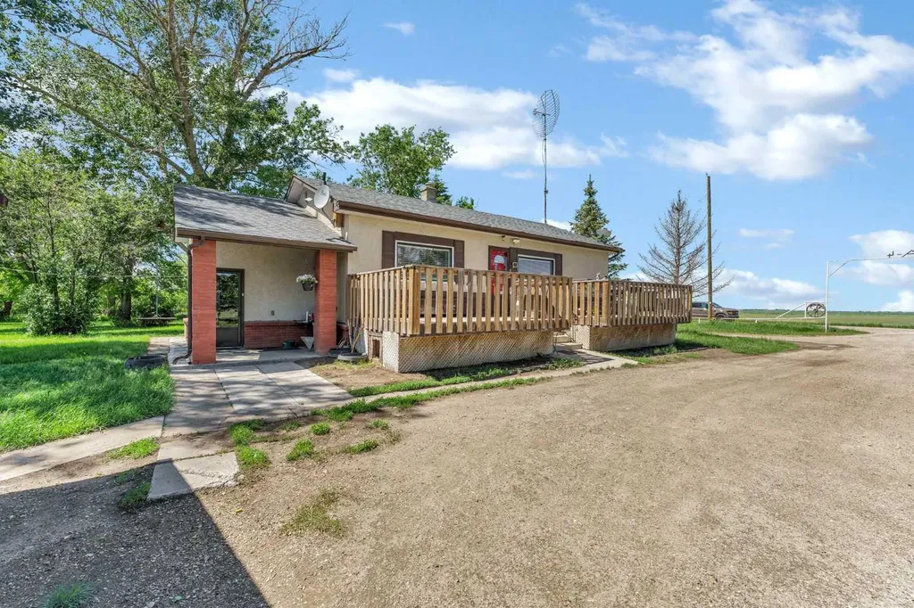 6317 Township Road 114 Rural Cypress County AB T1A 7H1