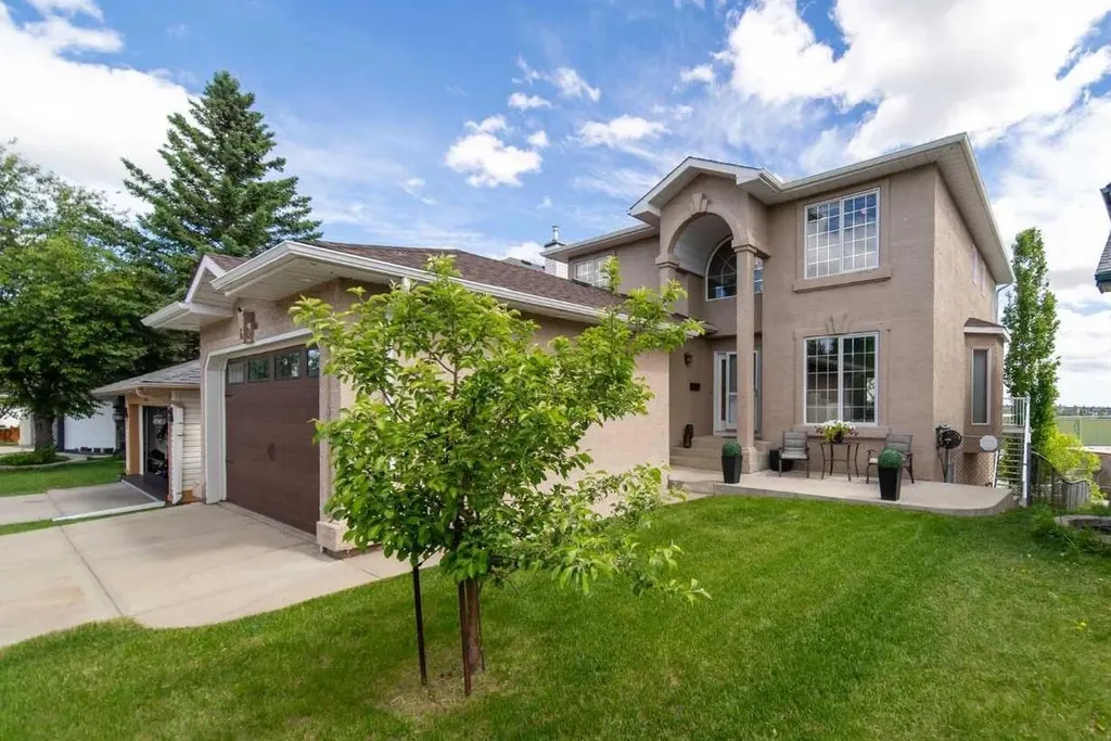 360 Hidden Ranch Circle NW Calgary AB T3A 5R3