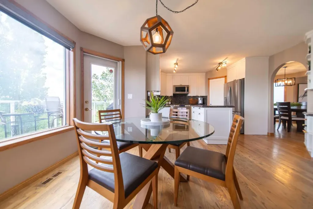 360 Hidden Ranch Circle NW Calgary AB T3A 5R3