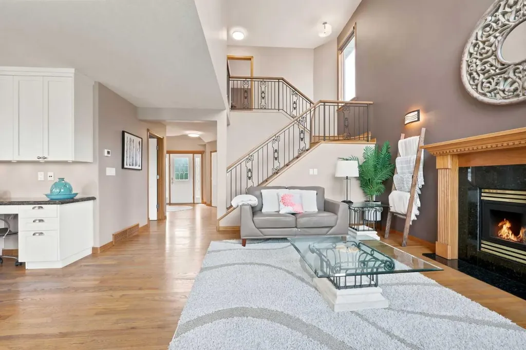 360 Hidden Ranch Circle NW Calgary AB T3A 5R3