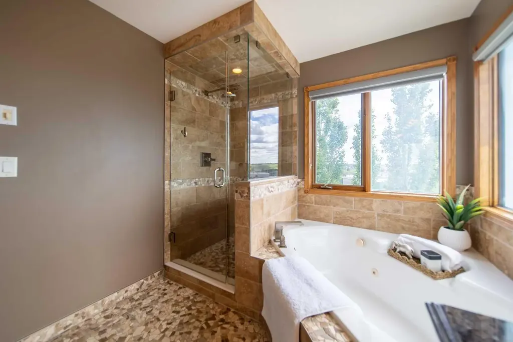 360 Hidden Ranch Circle NW Calgary AB T3A 5R3