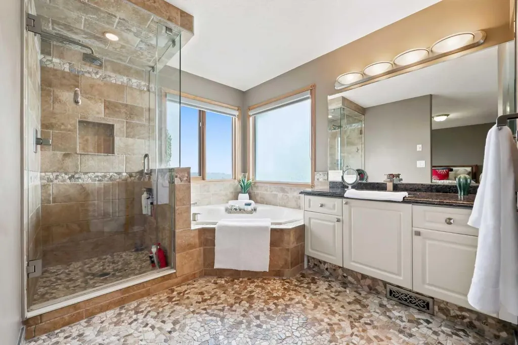 360 Hidden Ranch Circle NW Calgary AB T3A 5R3